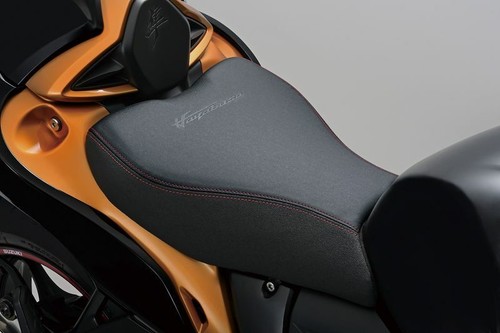 Suzuki fahrersitz gsx1300r - suzuki,